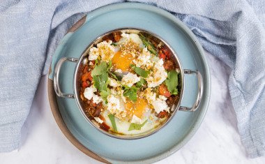 Persian Baked Eggs with Lentils and Spinach